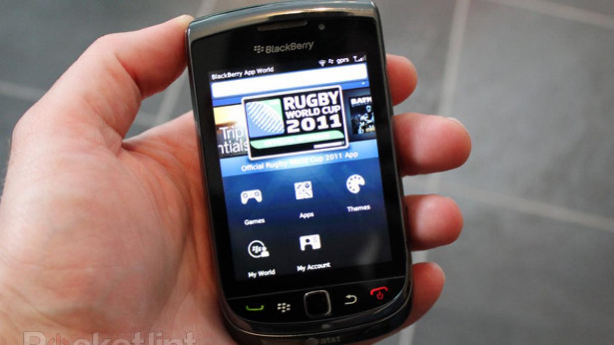 romanii cu abonament blackberry despagubiti de orange pentru problemele de saptamana trecuta rim