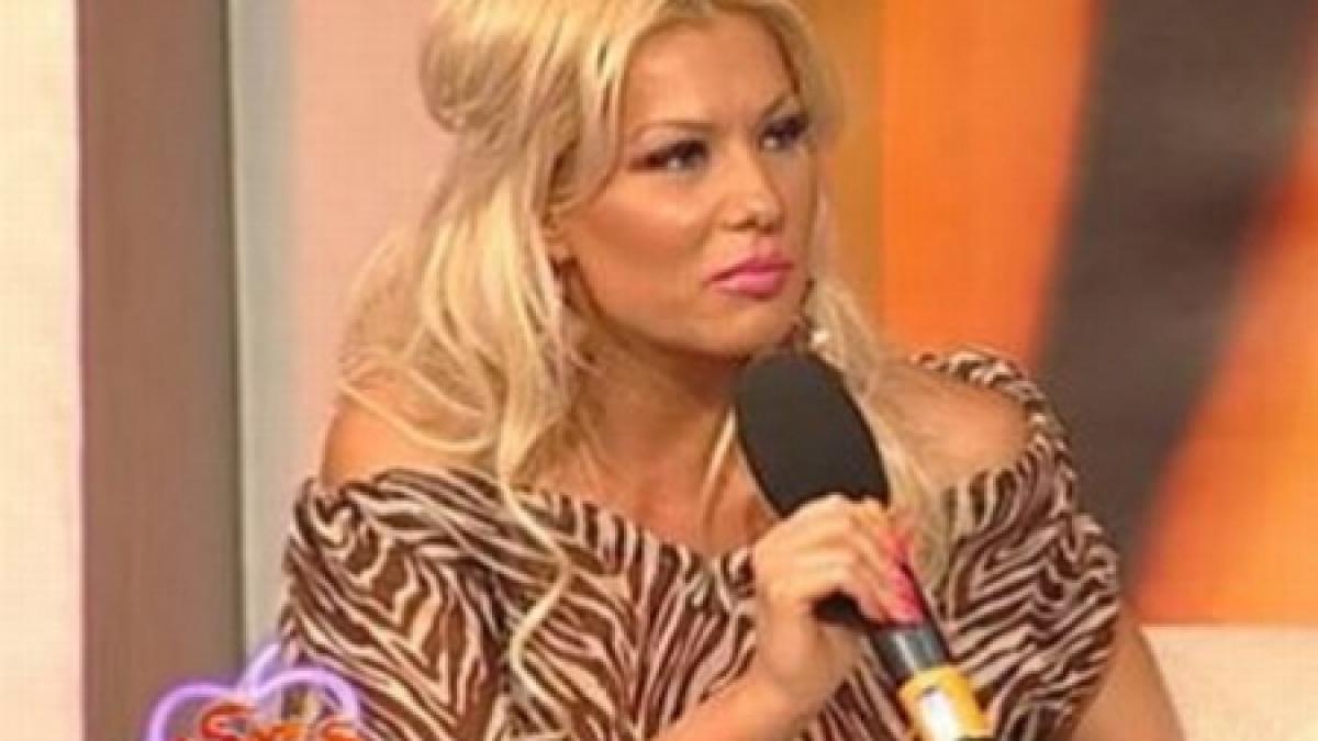 simona sensual ar fi platit 5 000 de euro pentru a scapa de puscarie