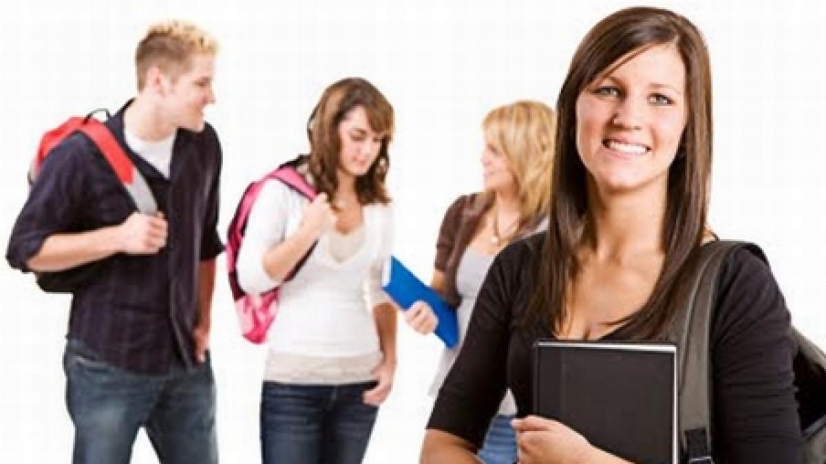 facem degeaba facultate 50 dintre tinerii licentiati nu isi gasesc locuri de munca