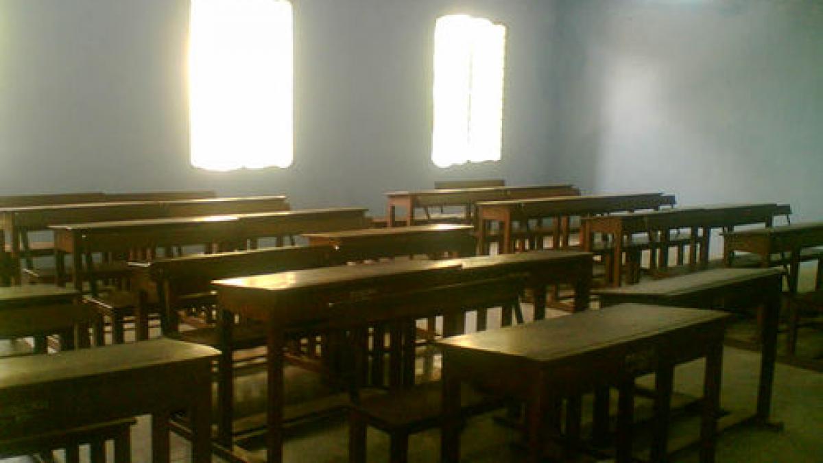 frigul inchide scolile un liceu din harghita si a suspendat cursurile din cauza temperaturilor