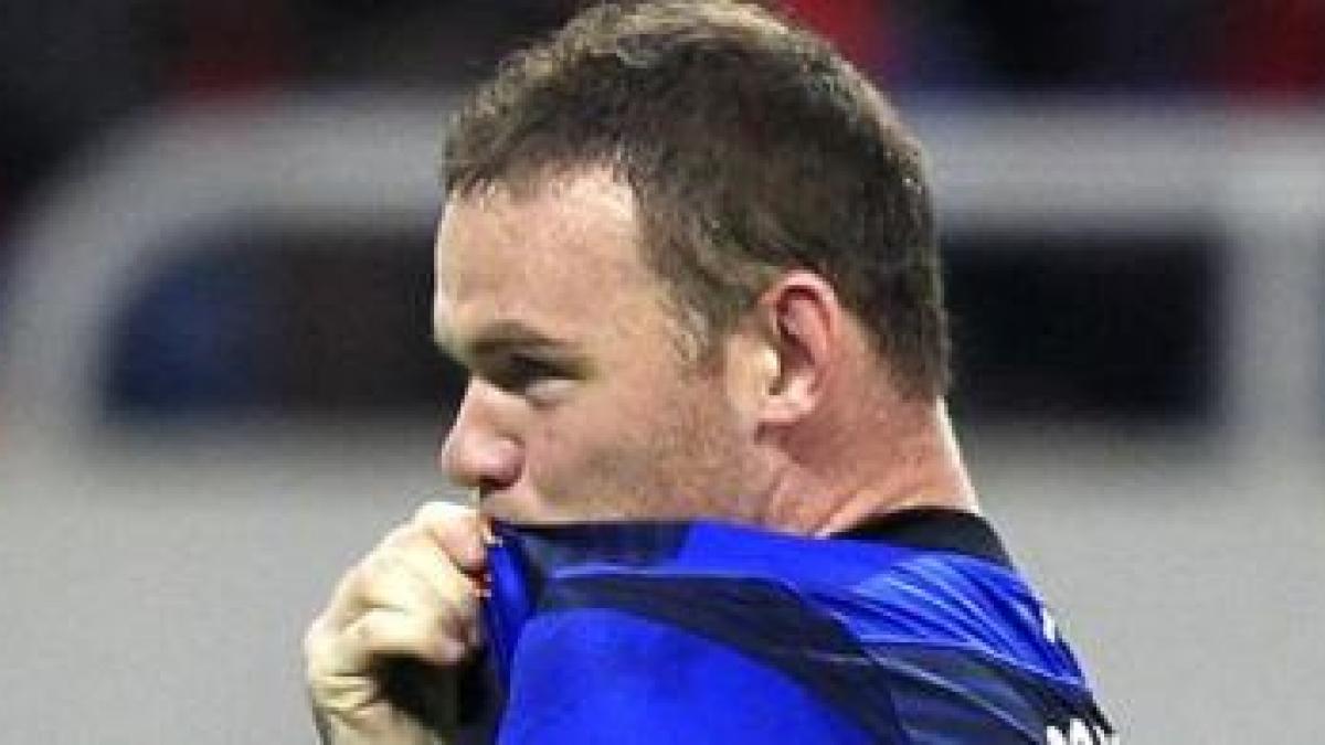 otelul manchester 0 2 galatenii executati de rooney de la 11 metri