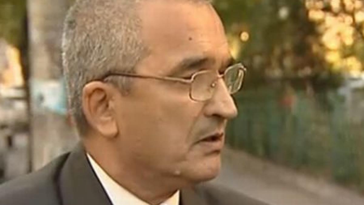 un angajat anaf suparat pe blejnar si a umplut declaratiile de avere cu injuraturi