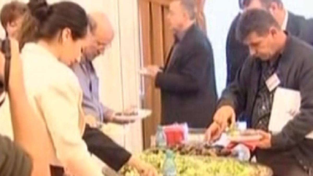 dezbaterea psd de la palatul parlamentului condimentata cu mancare bio