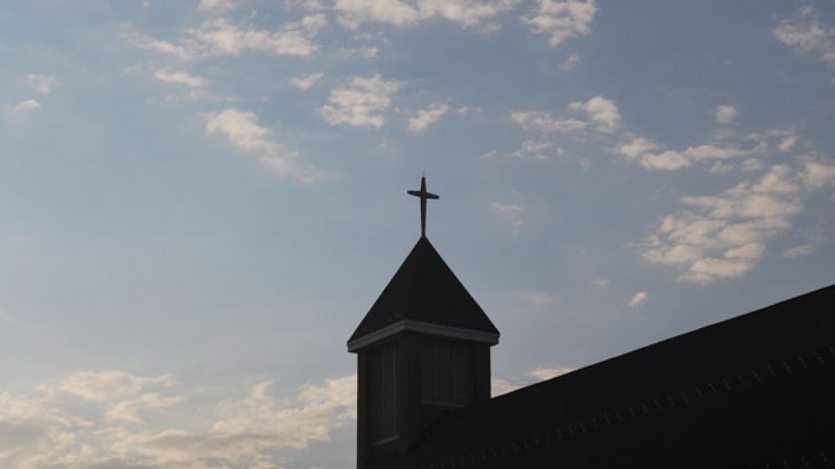 brasov biserica de un milion de euro intr o localitate fara policlinica si gradinita