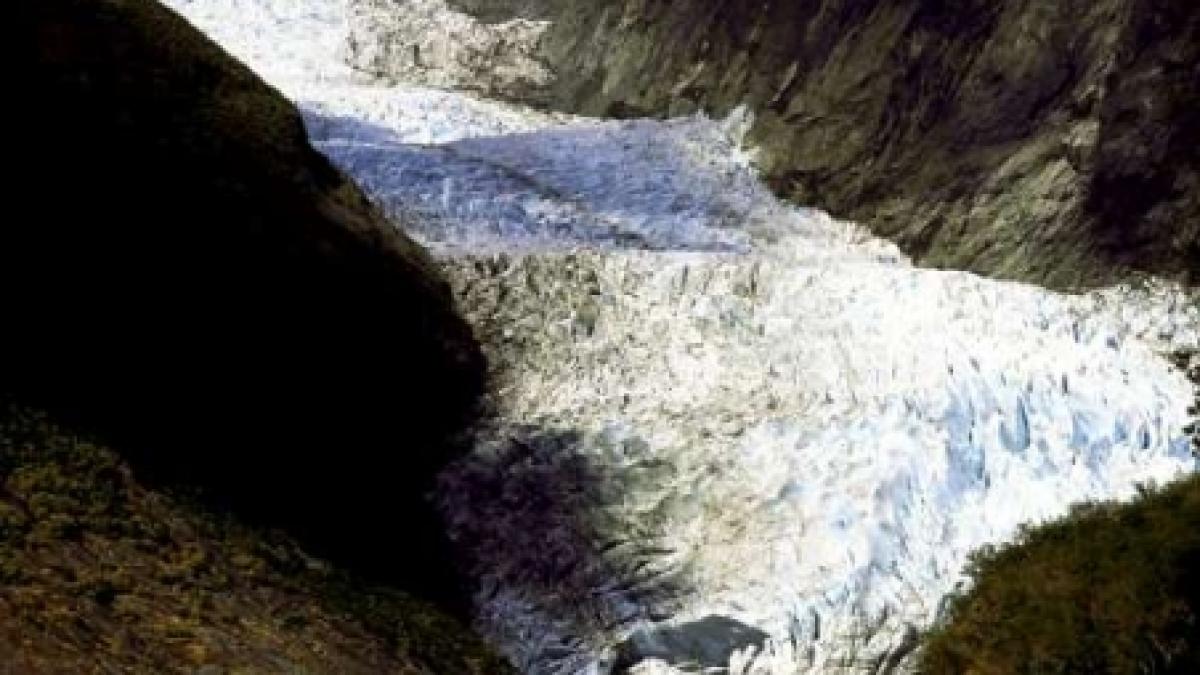 studiu ghetarii din himalaya sunt pe punctul de a se topi s au marit lacurile glaciare