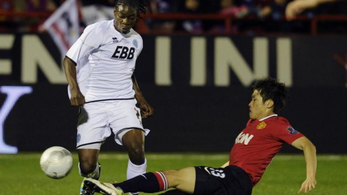 cupa ligii angliei manchester united si arsenal s au calificat in sferturile de finala