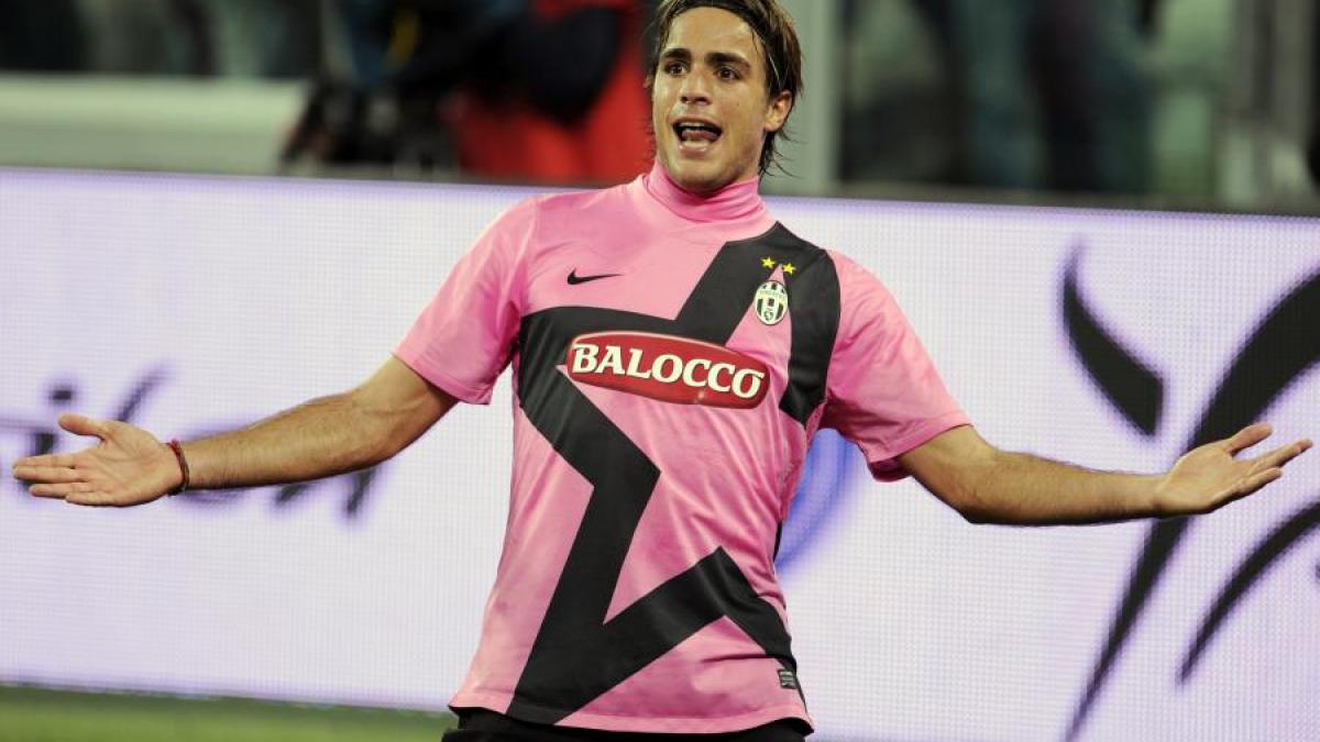 serie a juventus revine pe primul loc dupa 2 1 cu fiorentina