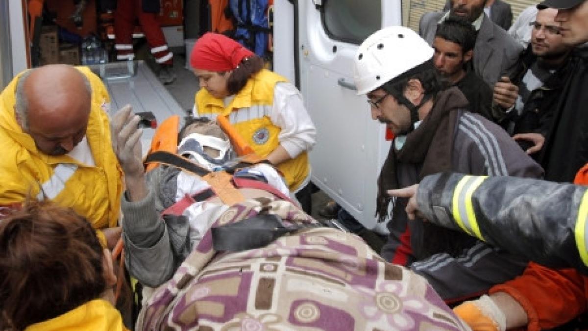 turcia tanar de 19 ani scos viu de sub daramaturi dupa 91 de ore de la cutremur