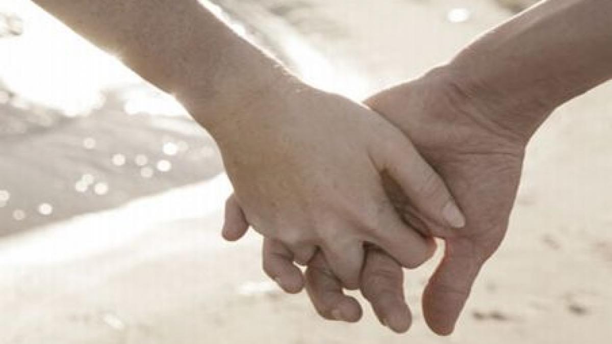 morti misterioase la iasi o tanara de 17 ani si prietenul ei de 39 ani gasiti fara suflare