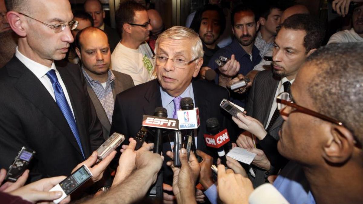 lockout ul din nba se prelungeste alte doua saptamani din sezonul regulat au fost anulate