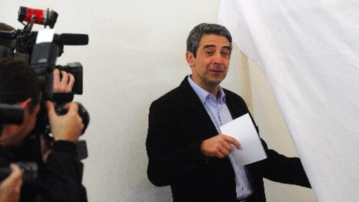 rosen plevneliev obtine victoria in alegerile prezidentiale din bulgaria
