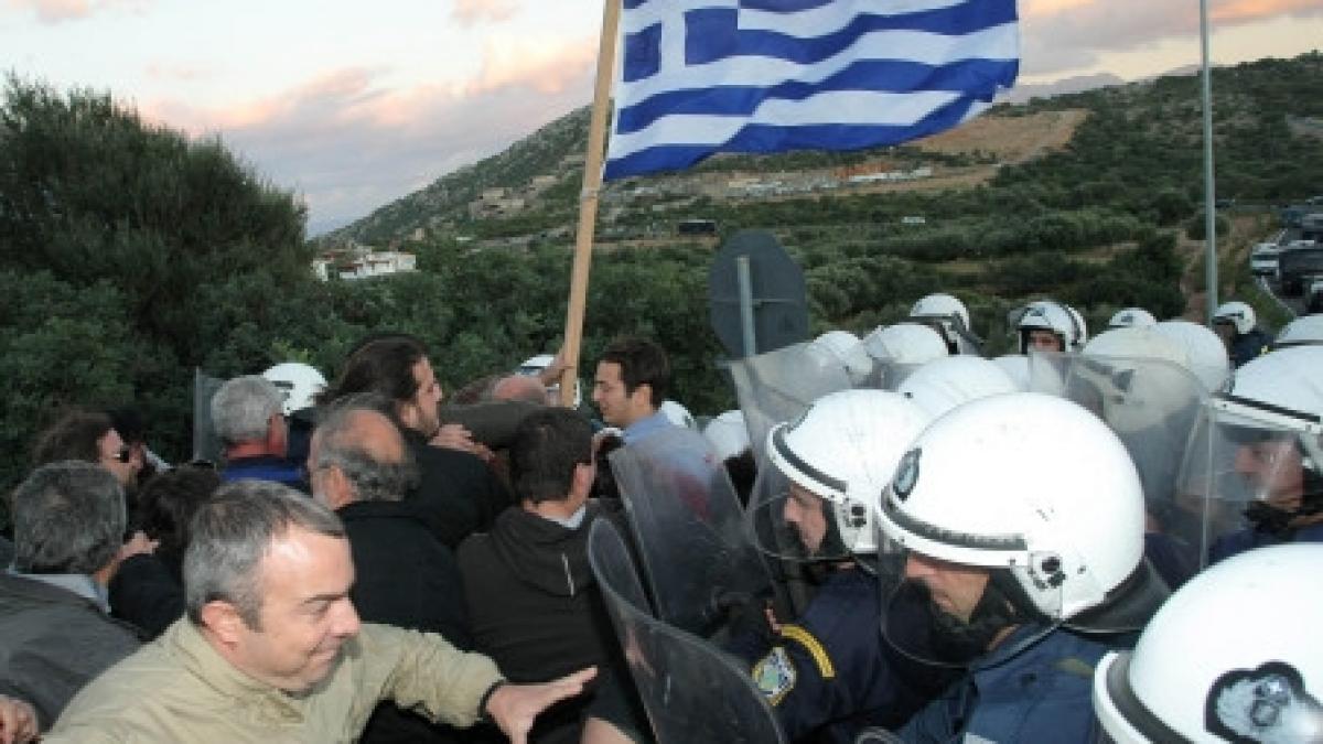 grecii se tem ca noul acord de sustinere financiara va limita suveranitatea tarii