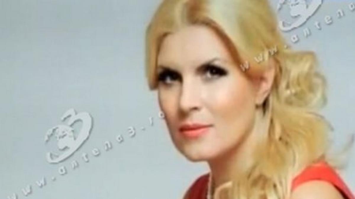 crin antonescu despre pictorialul elenei udrea oare imaginea romaniei cu asta creste