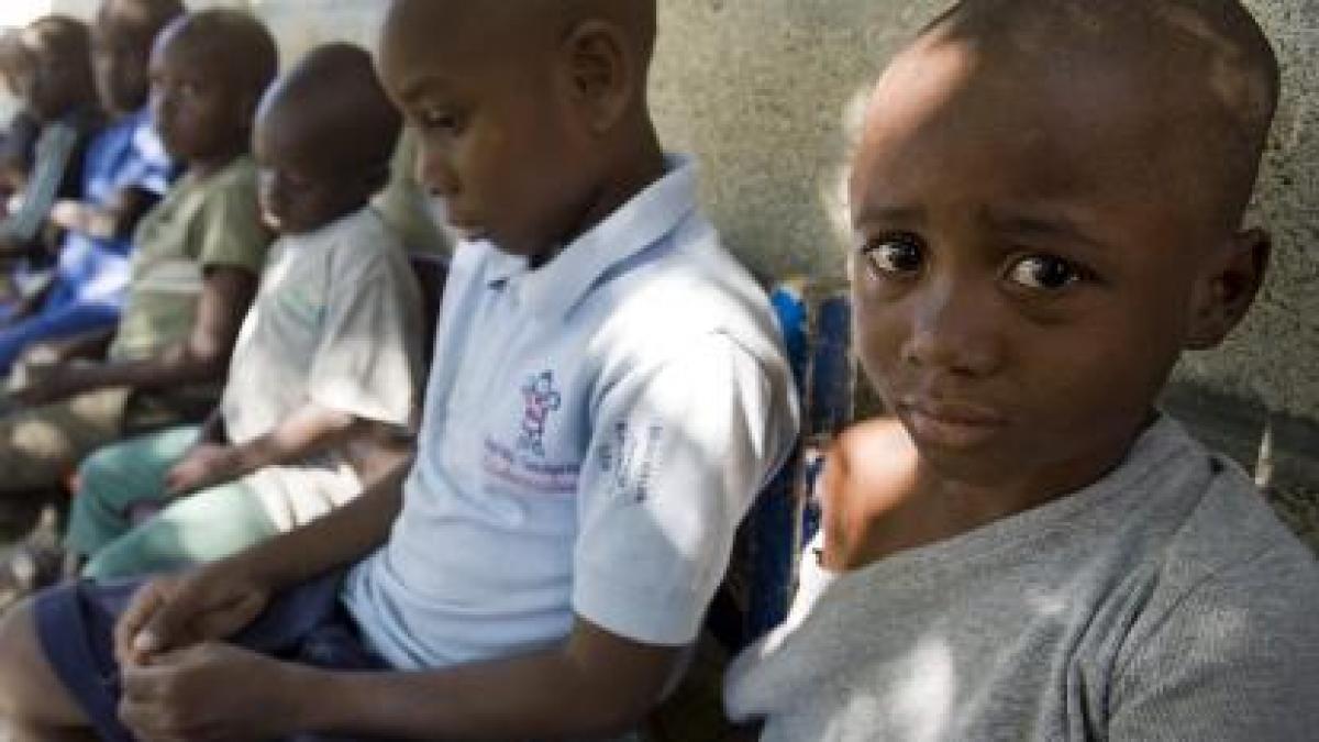 haiti peste 225 000 de copii sunt transformati in sclavi de catre propriii parinti