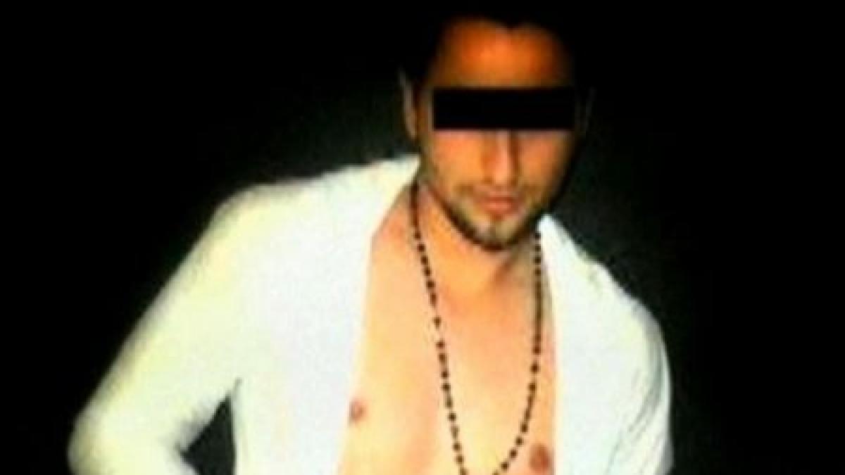 profesorul retinut pentru viol si a recunoscut fapta si a fost exclus din invatamant