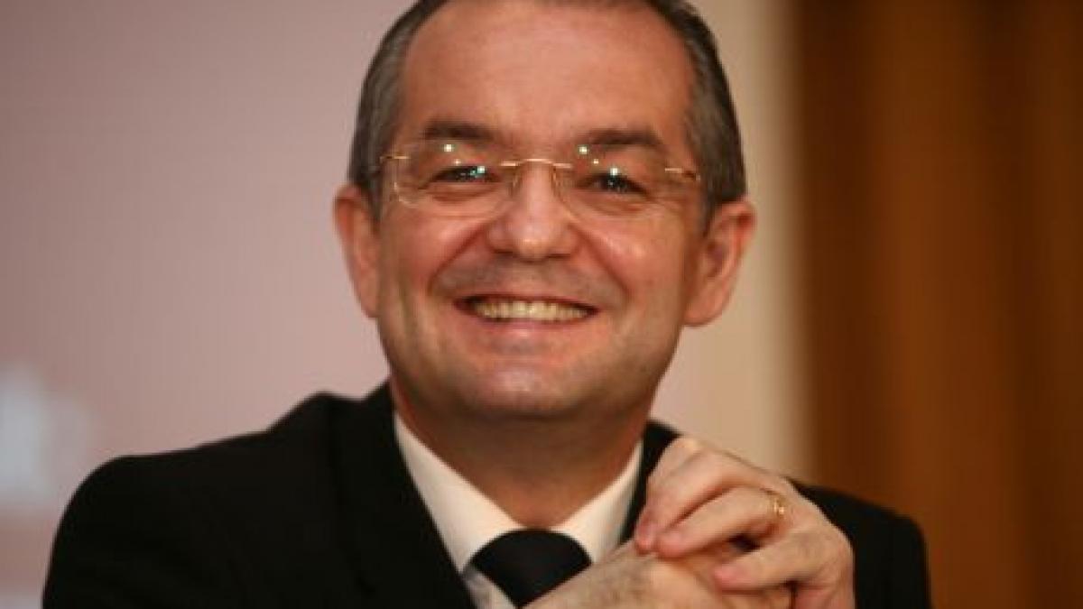 emil boc singurul raspuns rational la criza il reprezinta investitiile