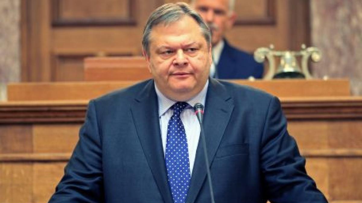 premierul greciei giorgios papandreou ar putea fi inlocuit de ministrul de finante