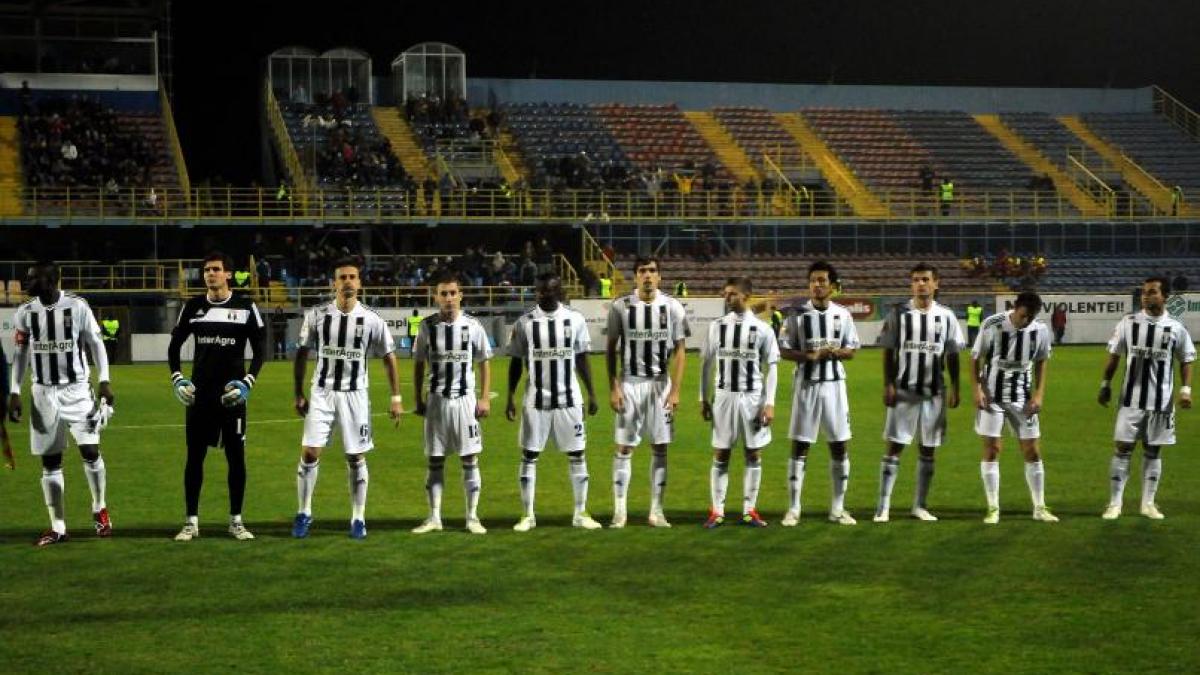 astra ploiesti si benfica lisabona au semnat cu acord de colaborare