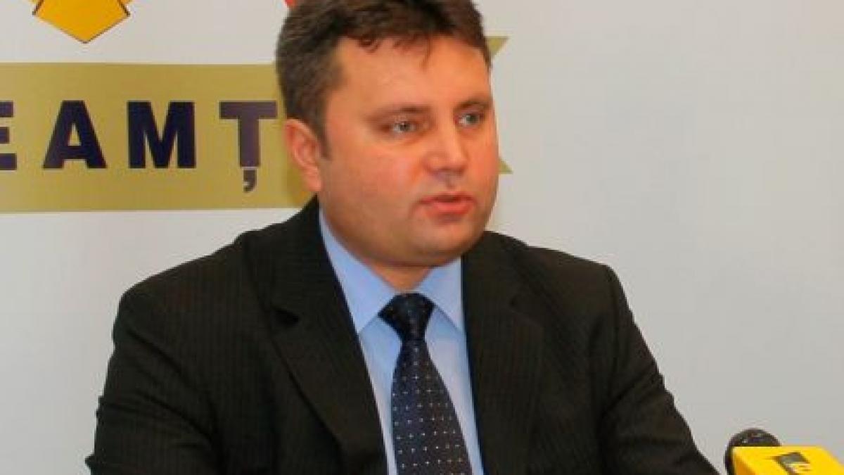 cabinetul notarial al sotiei lui aurelian soric a fost incendiat