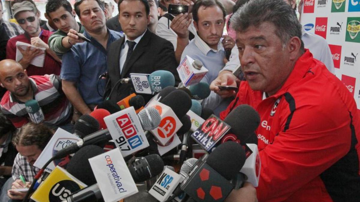 cinci fotbalisti chilieni au fost exclusi din lotul nationalei pentru ca au venit beti in