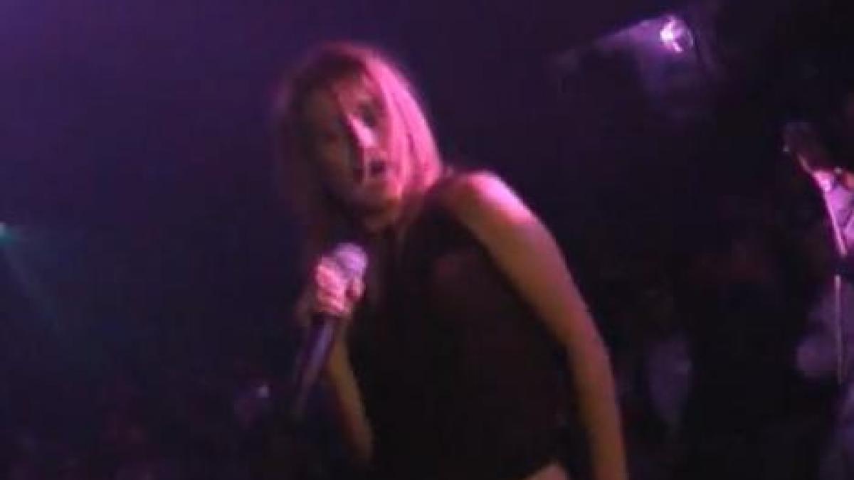 ai rupt ringul pe aceasta melodie asculta aici hitul anului 1995 si fii atent la versuri