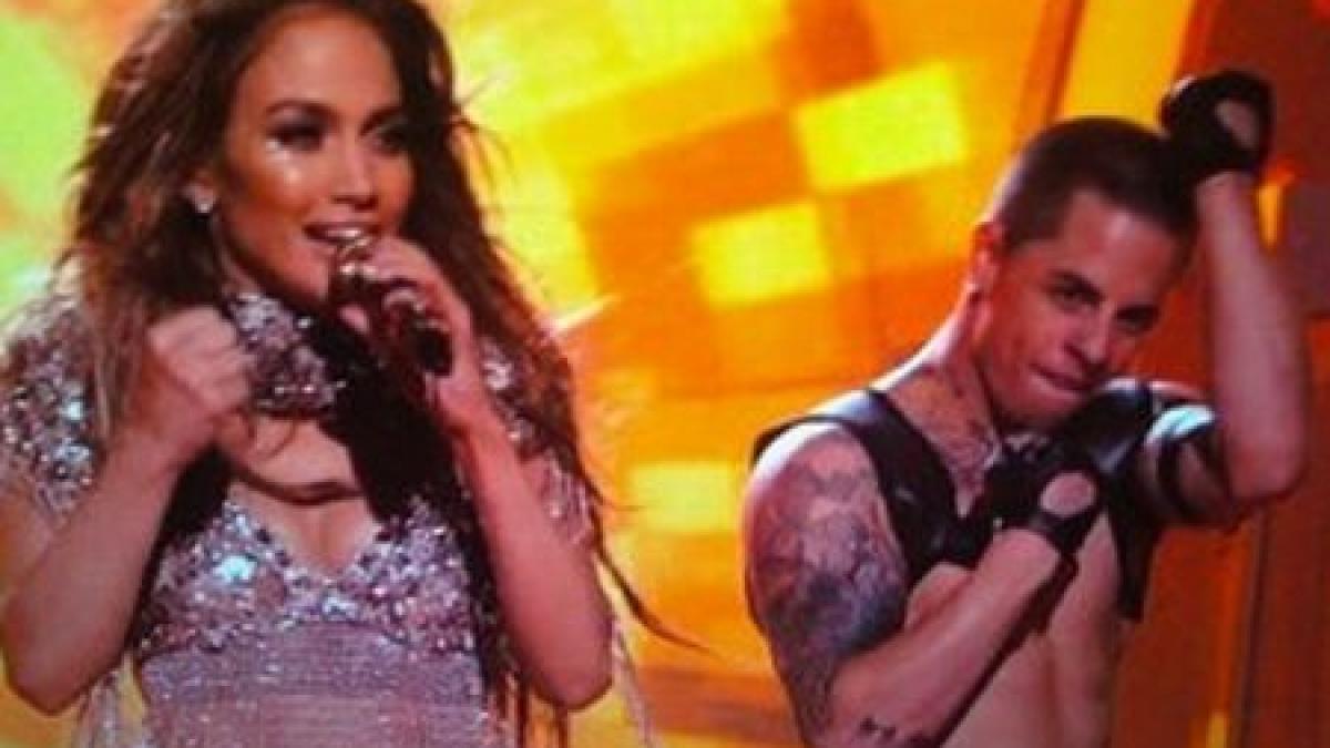 jennifer lopez s a cuplat cu un dansator vezi cum arata noul iubit al cantaretei