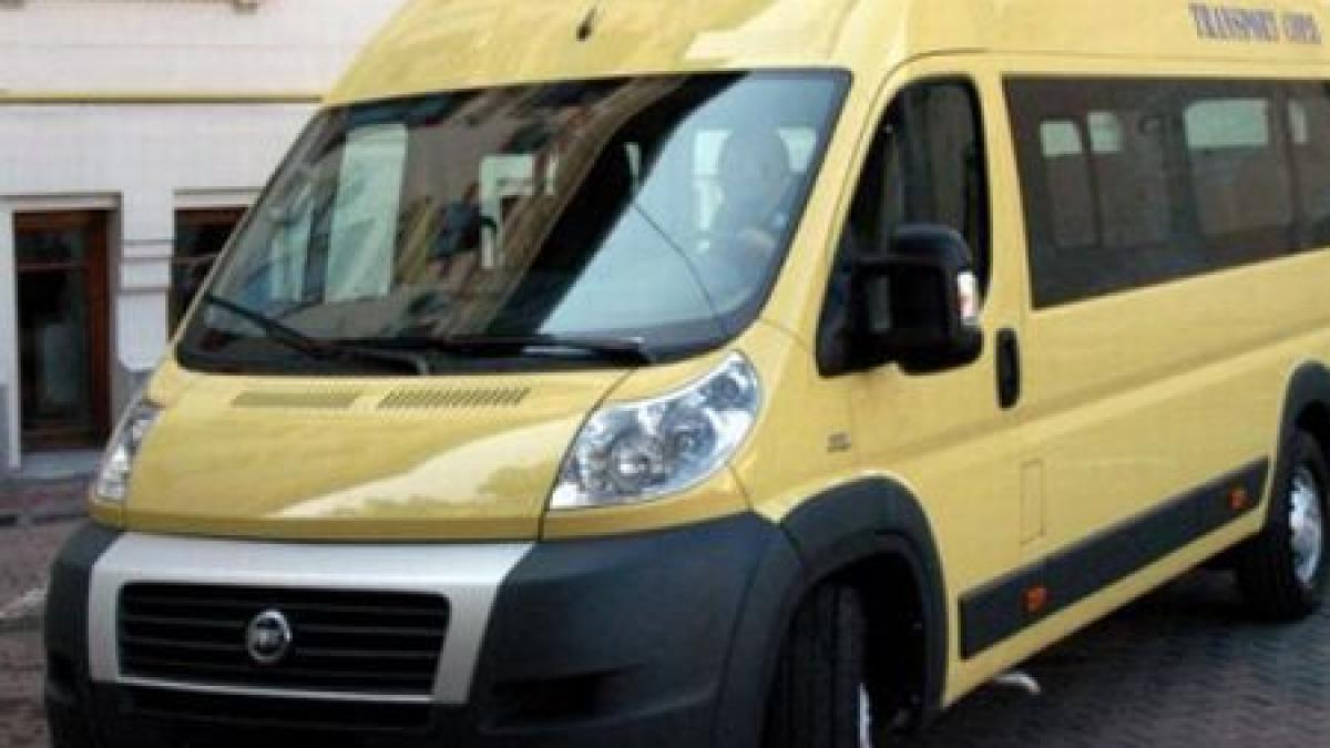 microbuzul conserva 11 pasageri pe 8 locuri amenda de 5 000 de lei pentru sofer