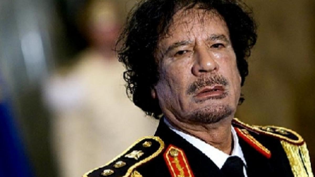 muammar gaddafi se culca cu patru cinci femei zilnic si era dependent de viagra