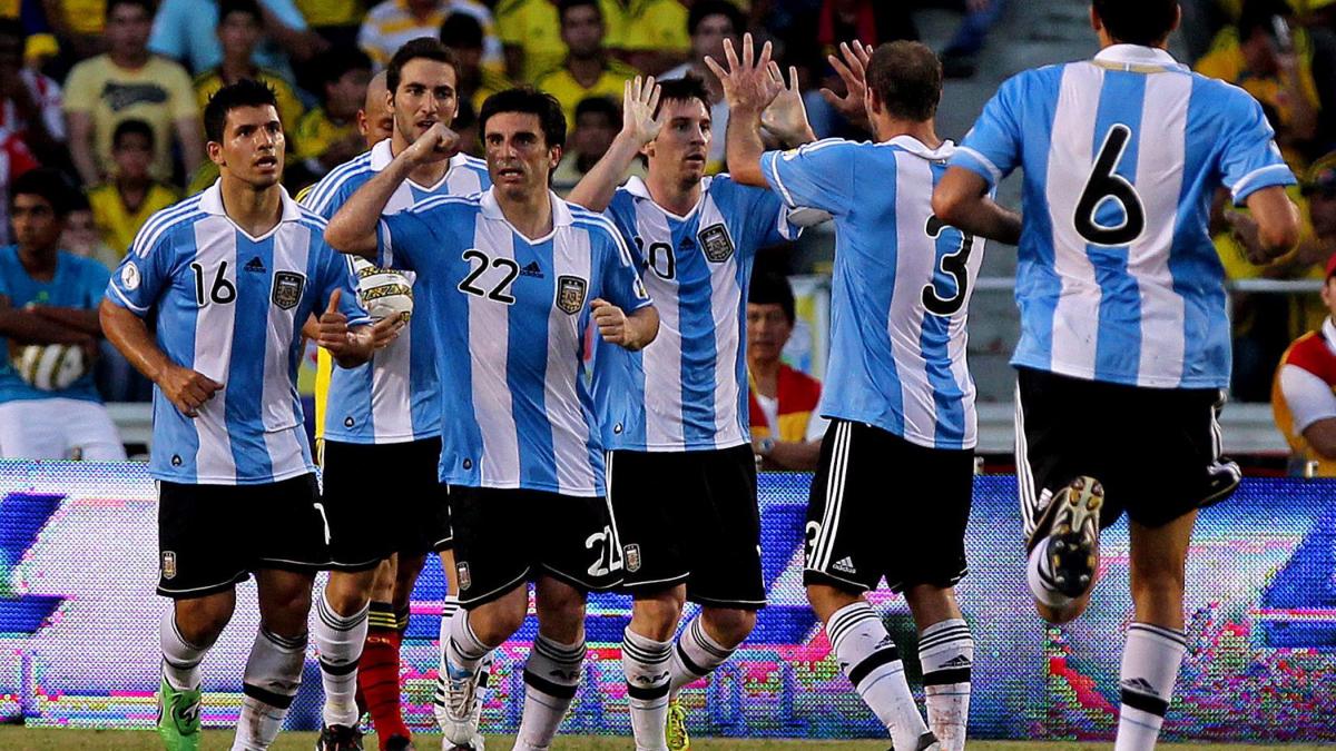 argentina revine dupa ce este condusa la pauza si castiga in columbia in preliminariile cm 2014