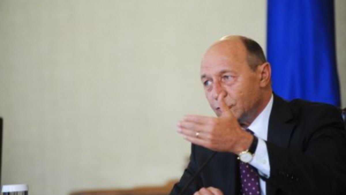 basescu numai nu i am rugat pe ponta si antonescu sa cooperam