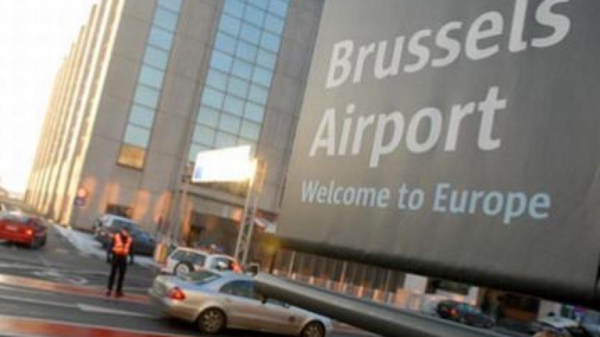 focuri de arma pe aeroportul din bruxelles un tanar a fost impuscat in picior de un hot