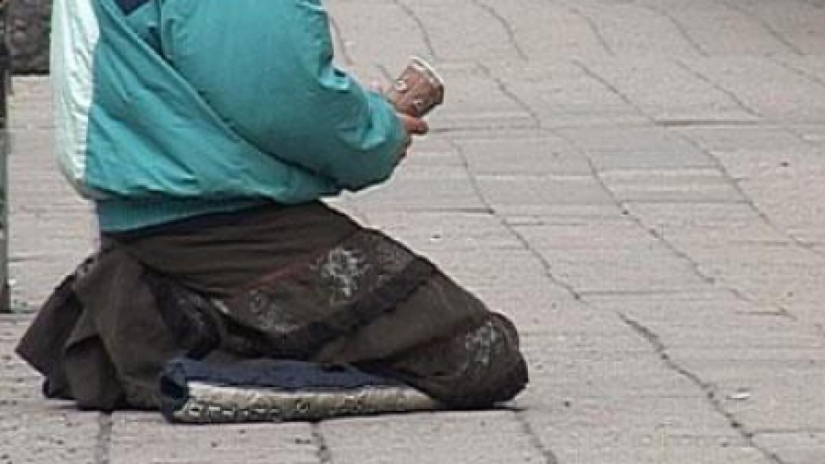 cersetorii romani au fost inlaturati din calea lui sarkozy la avignon