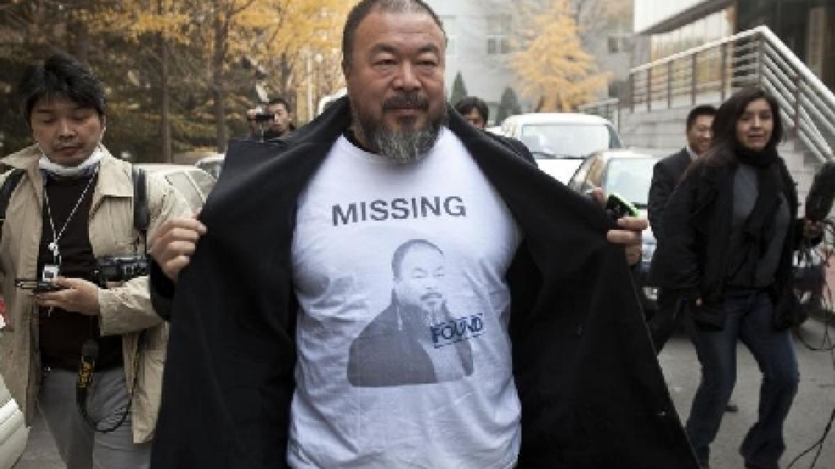 artistul chinez care sfideaza sistemul vezi imaginea care a indignat autoritatile din china