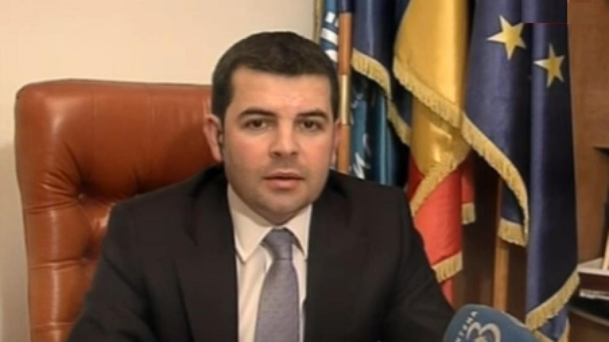 daniel constantin pdl genereaza bani doar pentru a mai castiga la alegerile din 2012