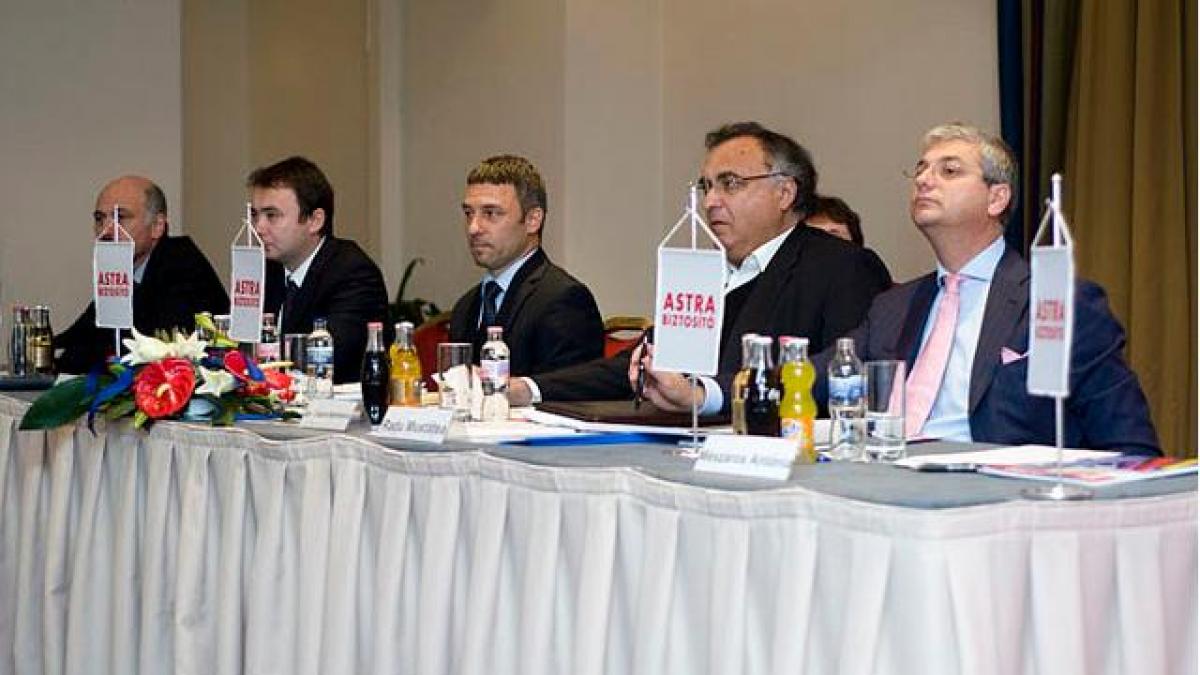 seful liderului pietei de asigurari din romania a fost inlocuit alexander adamescu preia conducerea