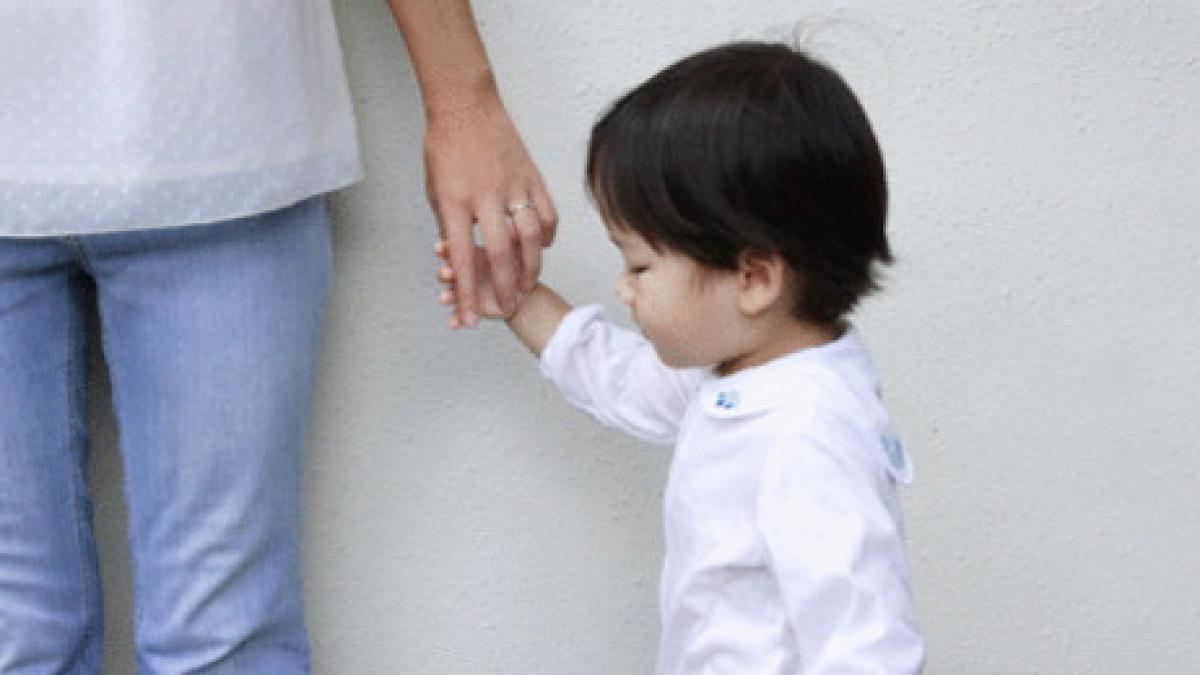 o lectie despre iertare vanduta la 7 ani o tanara din taiwan vrea sa si revada mama si sa ii spuna