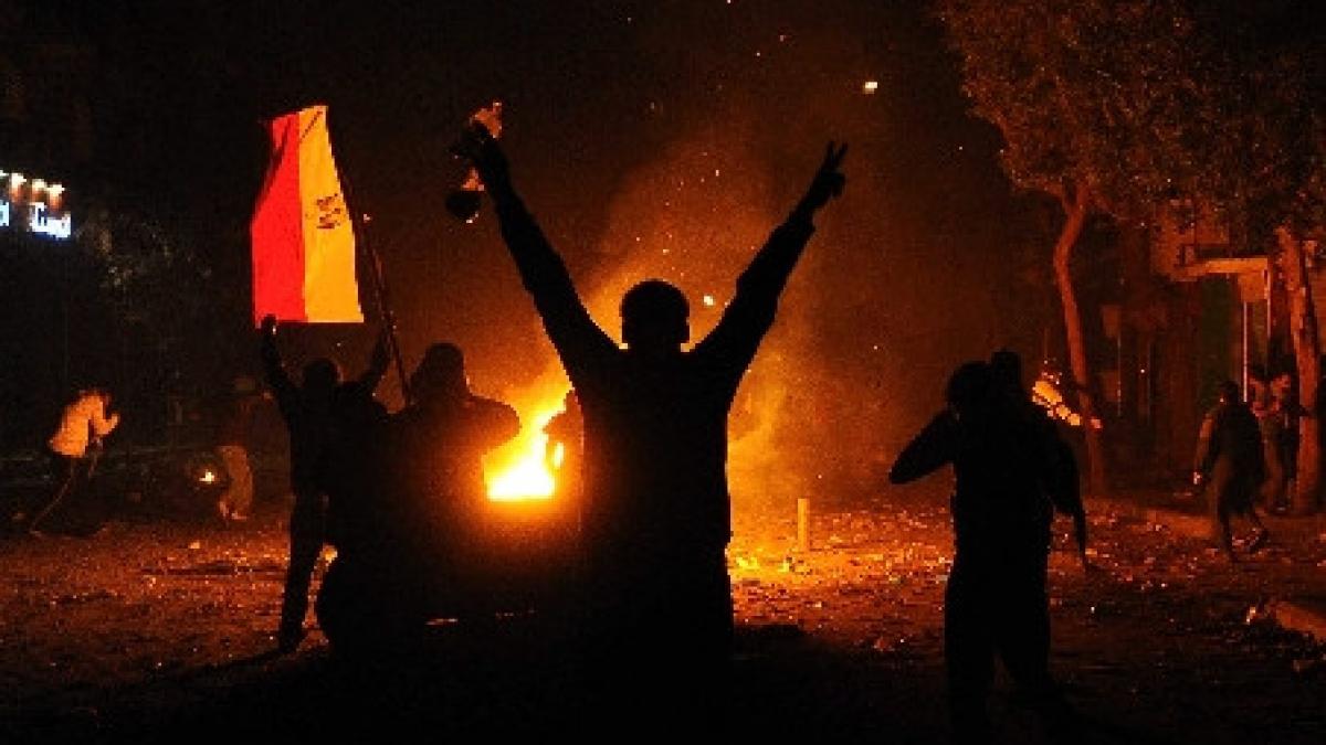 violentele continua in egipt protestatarii nu accepta niciun compromis si cer plecarea consiliului