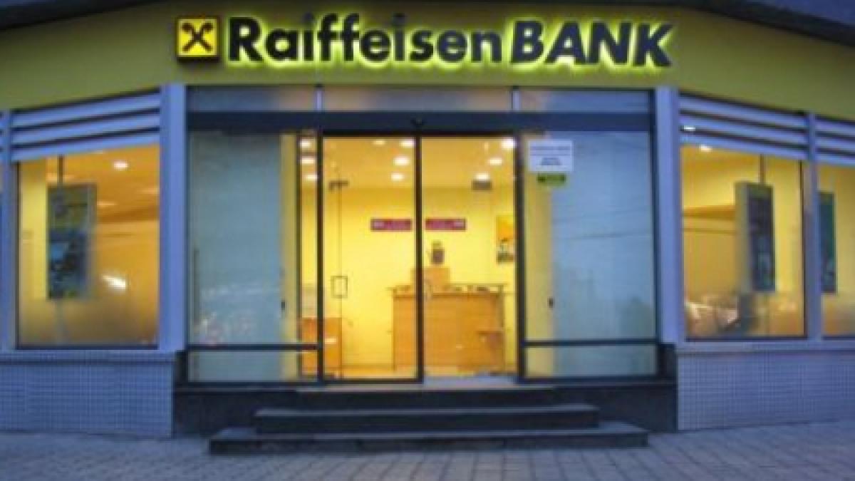 raiffeisen s ar putea retrage de pe unele piete din europa centrala si de est