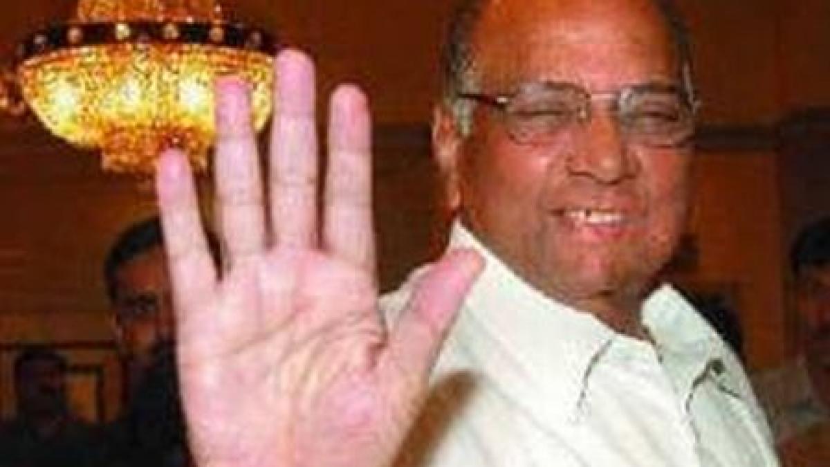 ministrul indian al agriculturii atacat de un tanar a primit o palma in plina figura