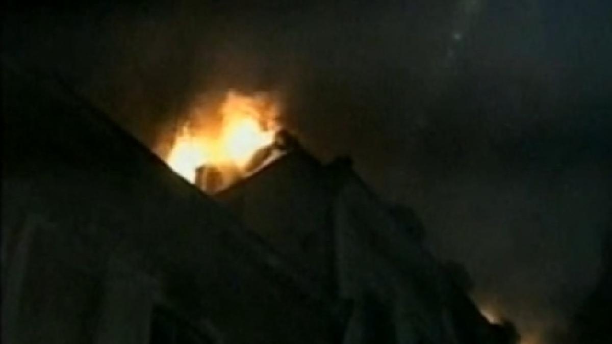 incendiul din centrul vechi al capitalei provocat de o lumanare aprinsa