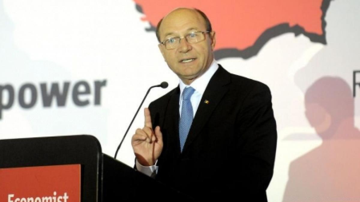 traian basescu a multumit notarilor pentru ceea ce fac pentru romania si pentru romani