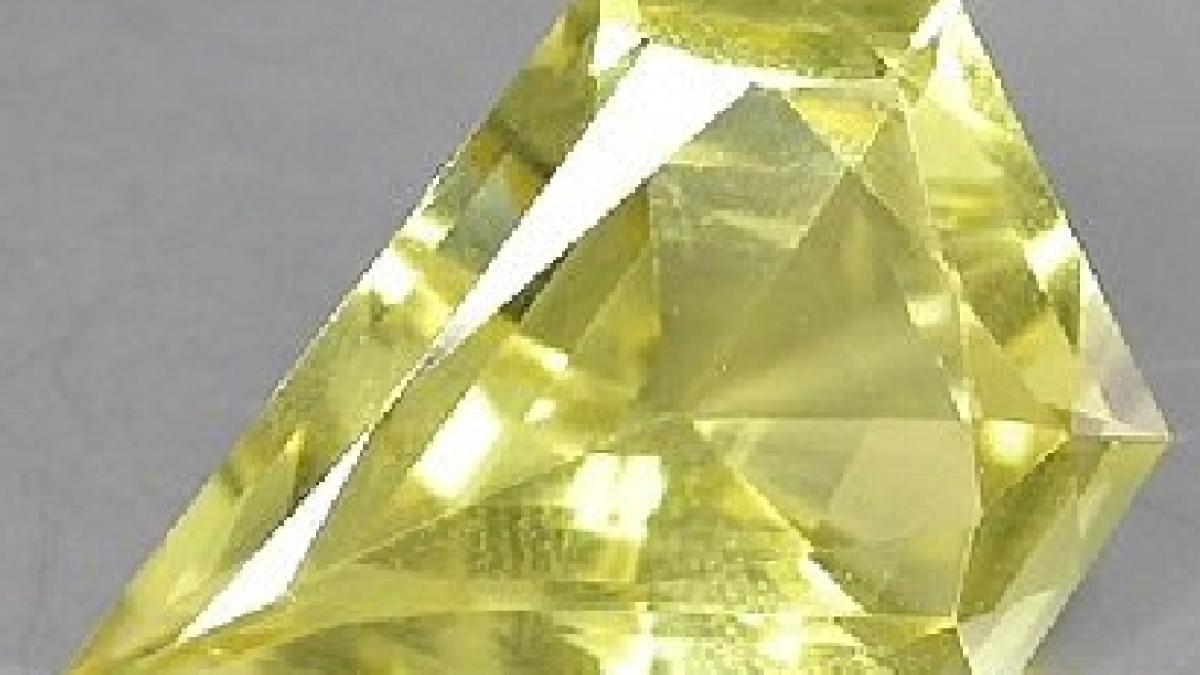 hunedoara un barbat a vandut cu circa 300 000 lei o roca pretinzand ca e aur