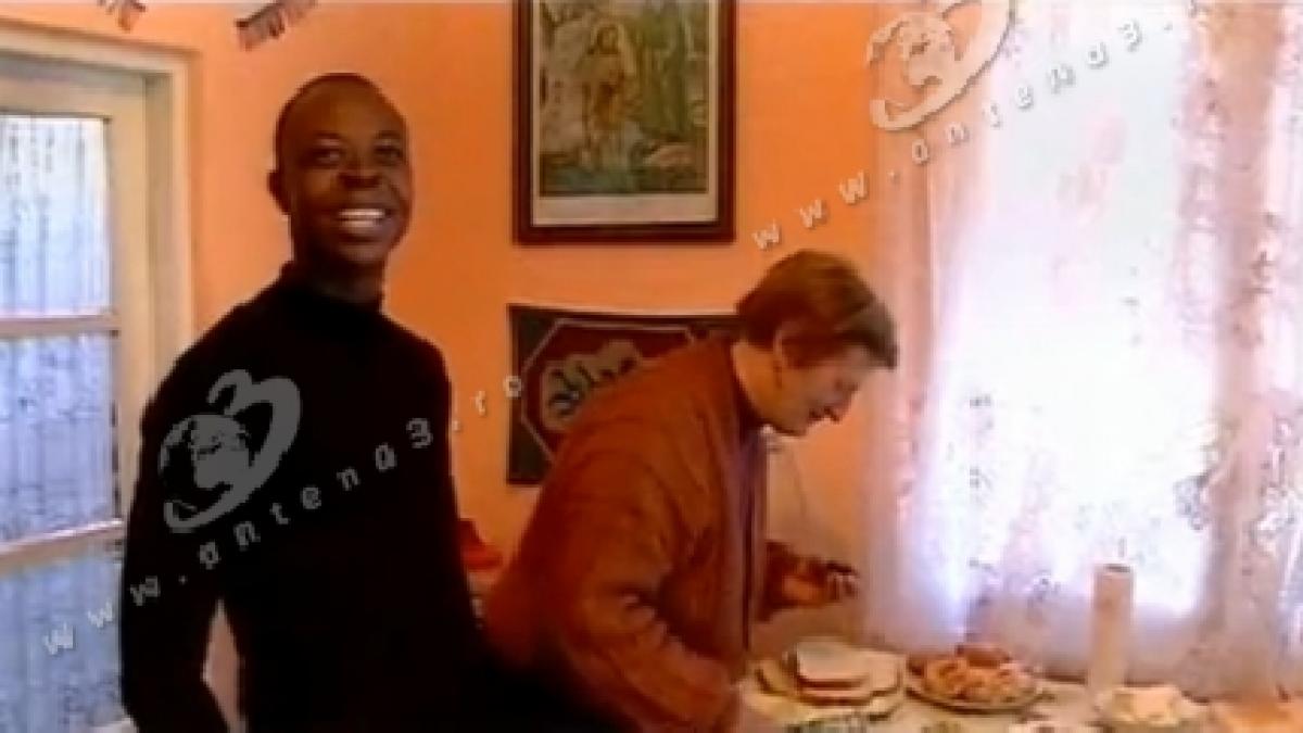 in premiera povestea africanului moise salvat de un roman cand era gata sa fie ucis de rebeli