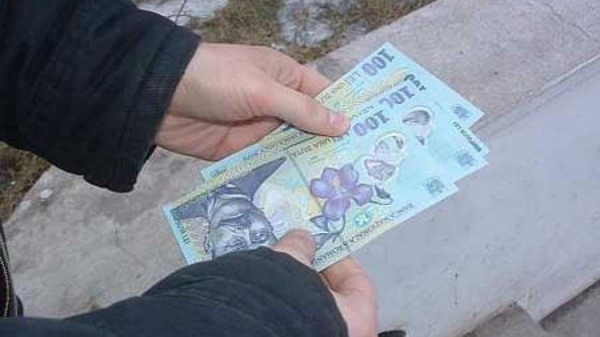 ai vrea sa crezi ca sunt adevarati dar nu sunt bani falsi pusi in circulatie in intreaga tara