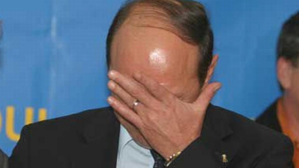 the economist atacul lui basescu la adresa bancilor plangerea obosita a unui protestatar occupy