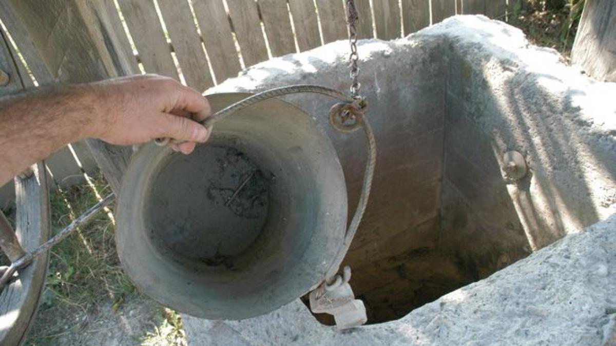 fantani secate in bistrita nasaud pompierii au umplut fantanile a noua localitati din judet