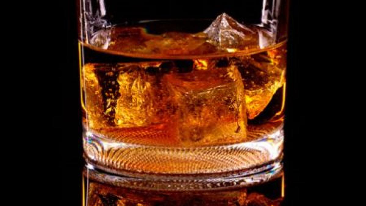 perchezitii la 22 de adrese din ilfov este vizata o retea care se ocupa cu vanzarea de whisky