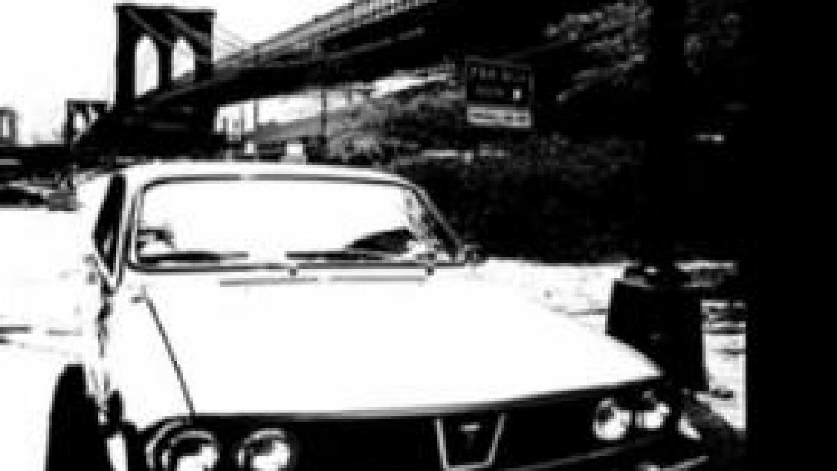 un roman la new york s a romandrit cu dacia lui pe strazile din michigan