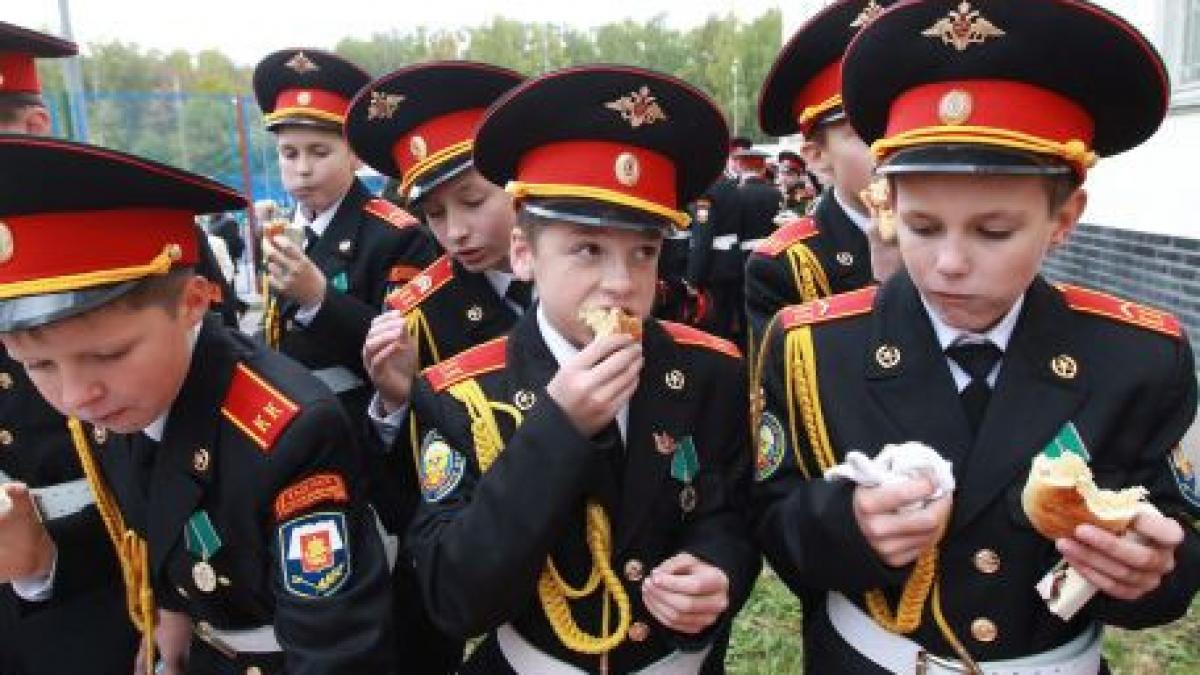 profesorii din rusia sunt obligati sa participe la fraudarea voturilor in alegeri