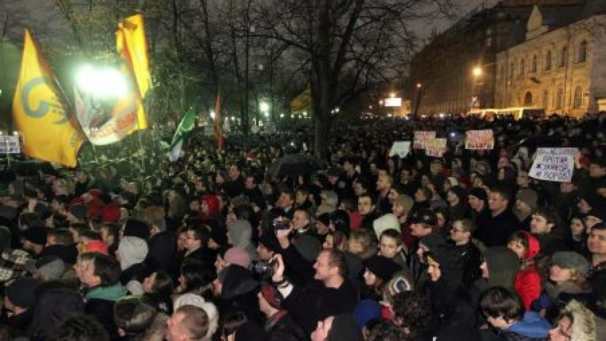 peste 300 de manifestanti arestati la moscova in timpul unui protest fata de alegeri